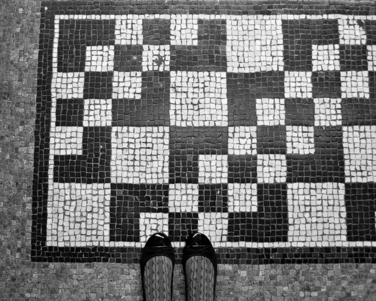 Checker_Board_Floor_Tania_Jessica_Smith